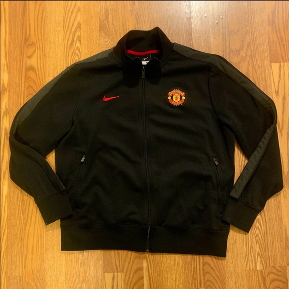 Nike Manchester United Zipup - Picture 5 of 7